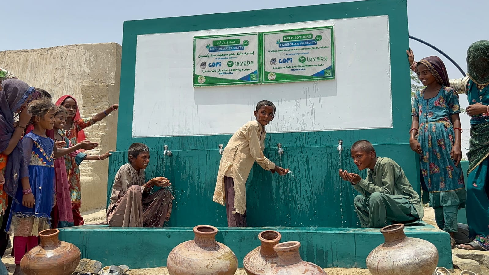 Dhak Mandhal water facility in Umerkot, Sindh - Serving 1400 people daily